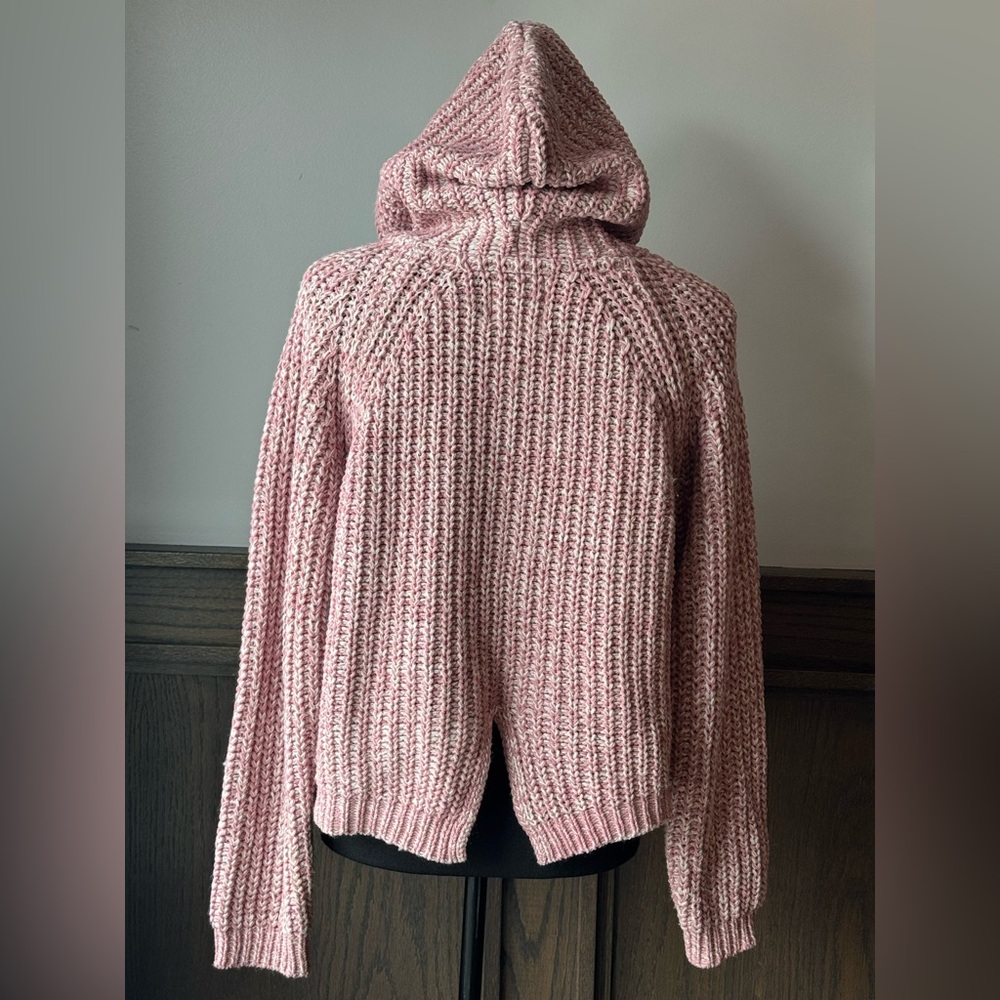 Ultra Flirt Pink V-Neck Knit Sweater Medium - Picture 3 of 8